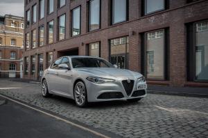 Alfa Romeo Giulia Sprint 2020 года  (UK)